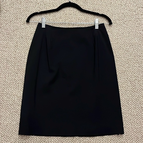 T. Garment Dresses & Skirts - Classic Black Knee-Length Pencil Skirt for the Office